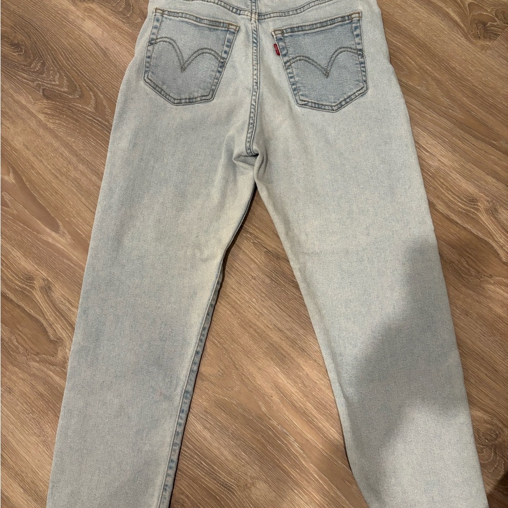 Levi’s Wedgie Straight Jeans - Picture 7 of 7